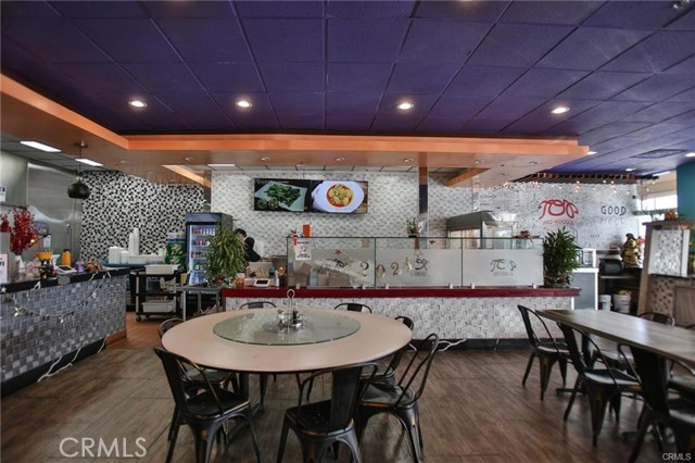 1425 Artesia Blvd, Gardena CA: https://media.crmls.org/medias/e3ee4635-e307-4f87-a519-14ae463b02be.jpg