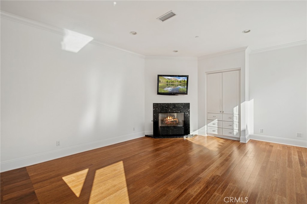 MLS #NP25254275 image #10