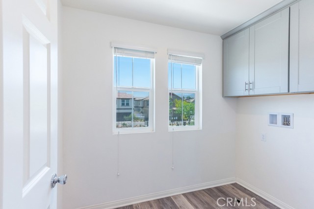 Detail Gallery Image 22 of 64 For 27638 Sawtooth Ln, Canyon Country,  CA 91387 - 3 Beds | 2/1 Baths