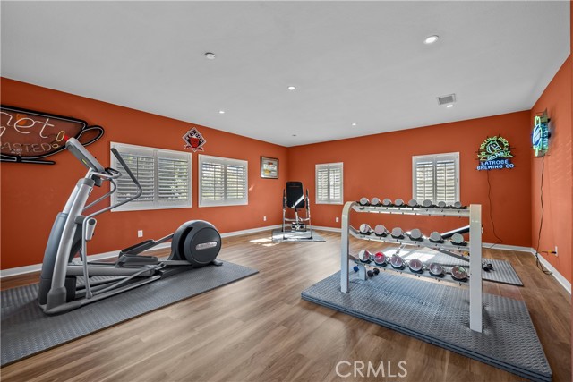15355 Michael Crest Drive, Canyon Country CA: https://media.crmls.org/medias/e3f00439-1fee-4c44-9ef1-e2d3bfd2944b.jpg