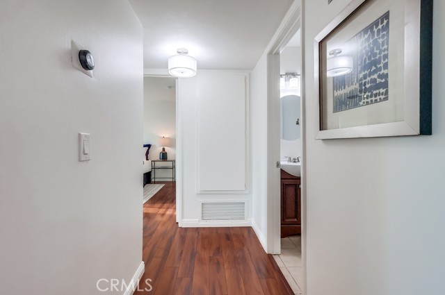 Detail Gallery Image 13 of 35 For 1140 Pacific Ave #30,  Long Beach,  CA 90813 - 2 Beds | 2 Baths
