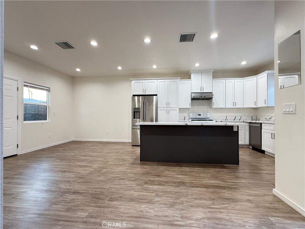 MLS #SR25273682 image #4