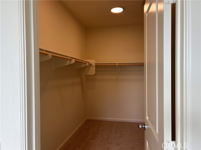 Detail Gallery Image 13 of 24 For 25169 Mariposa Ct, Moreno Valley,  CA 92551 - 4 Beds | 2/1 Baths