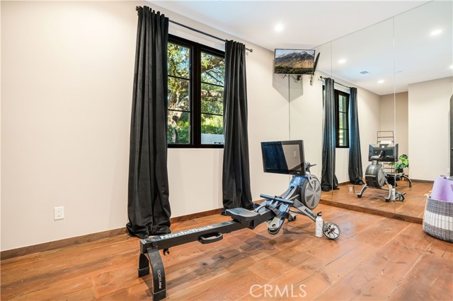 Detail Gallery Image 30 of 54 For 6451 Chesebro Rd, Agoura Hills,  CA 91301 - 6 Beds | 6/1 Baths