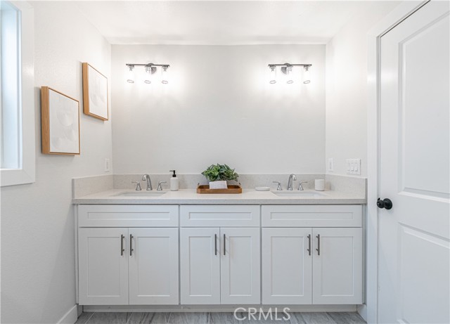 1818 W 79th Street, Los Angeles CA: https://media.crmls.org/medias/e3f45d0a-660d-416c-bfec-ee15e140e15e.jpg