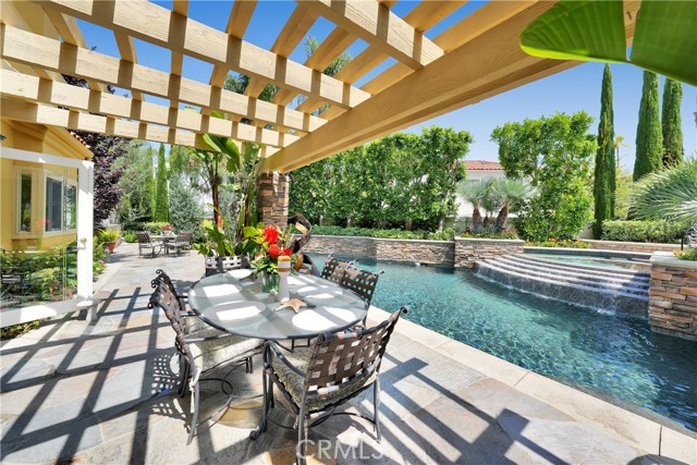 3121 Corte Linda, Newport Beach CA: https://media.crmls.org/medias/e3f52acb-f9c8-4d14-ac54-41212c6bea00.jpg