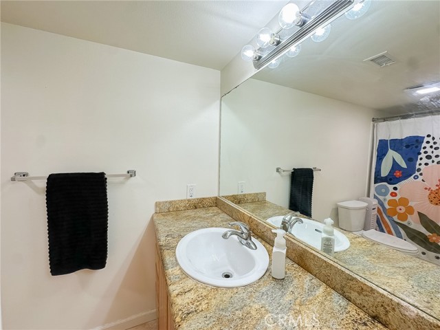 150 N River Circle, Oceanside CA: https://media.crmls.org/medias/e3f5cd6a-6ad0-44e7-a2bd-aba7a686f212.jpg