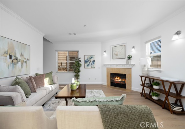 Detail Gallery Image 6 of 36 For 841 S Greenwood #D,  Montebello,  CA 90640 - 3 Beds | 3 Baths