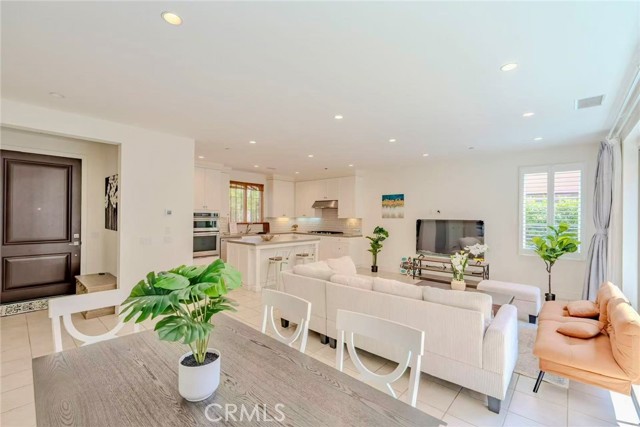 Detail Gallery Image 8 of 13 For 141 Dolci, Irvine,  CA 92602 - 4 Beds | 3 Baths