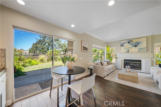 215 Encantado, Rancho Santa Margarita CA: https://media.crmls.org/medias/e3f908e4-d577-4023-8059-d1f48a9ac53b.jpg
