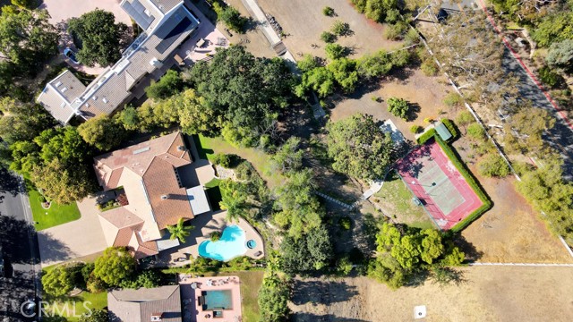 Detail Gallery Image 34 of 60 For 4228 Saddlecrest Ln, Westlake Village,  CA 91361 - 4 Beds | 3/1 Baths