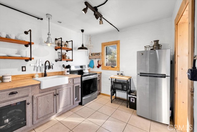 Detail Gallery Image 17 of 47 For 6572 Bullion, Twentynine Palms,  CA 92277 - 2 Beds | 1 Baths