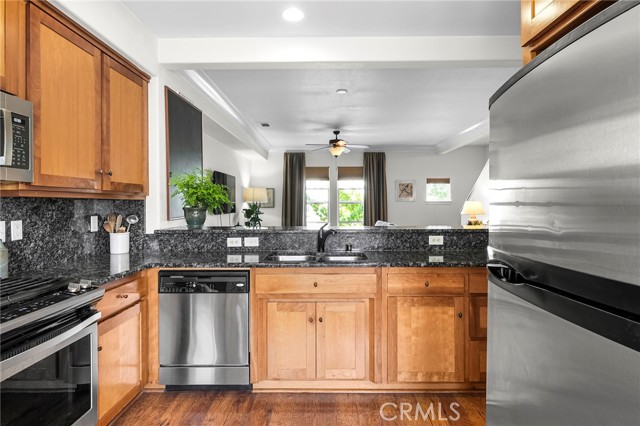 Detail Gallery Image 10 of 41 For 2227 Hutchinson St, Chico,  CA 95928 - 3 Beds | 2/1 Baths