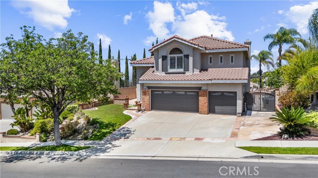 1443 Canyon Crest Drive, Corona CA: https://media.crmls.org/medias/e3fa686c-6bab-4715-ab79-60753c71876e.jpg