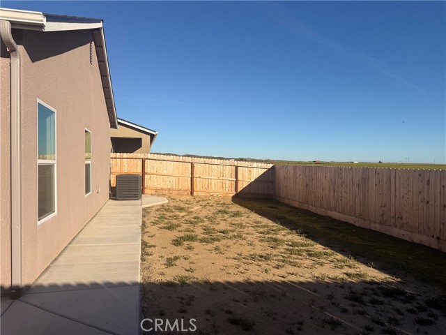 Detail Gallery Image 11 of 28 For 1105 E Orange St, Avenal,  CA 93204 - 4 Beds | 2 Baths