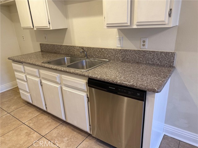 12420 Mount Vernon Avenue, Grand Terrace CA: https://media.crmls.org/medias/e3fd2071-3504-4db8-94a2-965cd723bde6.jpg