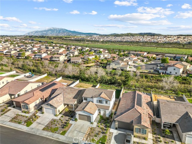 Detail Gallery Image 2 of 44 For 35171 Vidalia, Beaumont,  CA 92223 - 4 Beds | 3 Baths