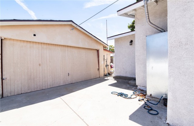 Detail Gallery Image 19 of 26 For 9608 Beach St, Los Angeles,  CA 90002 - 3 Beds | 1 Baths
