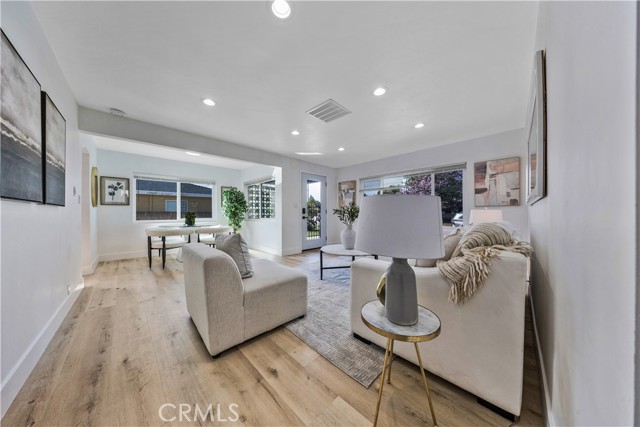 Detail Gallery Image 4 of 55 For 5224 Hallowell, Temple City,  CA 91780 - 5 Beds | 4/1 Baths