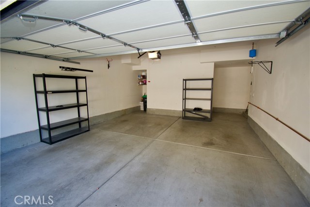 77 Brownstone Way, Aliso Viejo CA: https://media.crmls.org/medias/e40060ea-51e2-4696-8d9f-0ad4798aca34.jpg