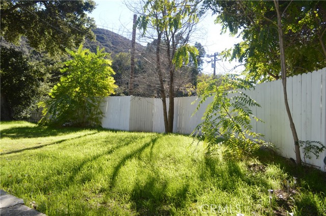 Detail Gallery Image 4 of 61 For 13111 Sierra Hwy, Agua Dulce,  CA 91390 - 1 Beds | 1 Baths