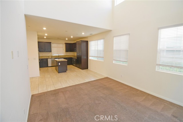 Detail Gallery Image 10 of 41 For 8765 Festival St, Chino,  CA 91708 - 4 Beds | 3/1 Baths