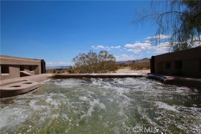 7125 Sunny Vista Road, Joshua Tree CA: https://media.crmls.org/medias/e4027ed7-3e30-4481-8c7b-acebf9286c2b.jpg