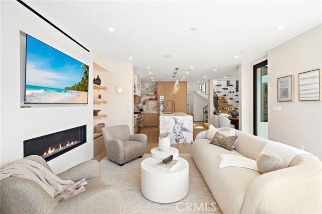 Detail Gallery Image 22 of 70 For 612 Begonia, Corona Del Mar,  CA 92625 - 3 Beds | 3/1 Baths