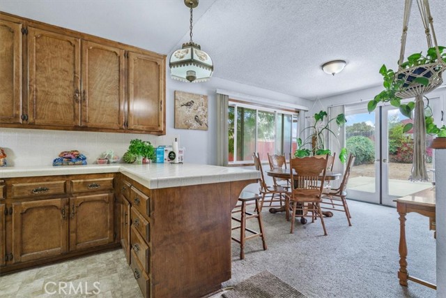 315 Hobbs Lane, Santa Maria CA: https://media.crmls.org/medias/e403bc3d-b371-4296-aa3f-27c6c30534d1.jpg