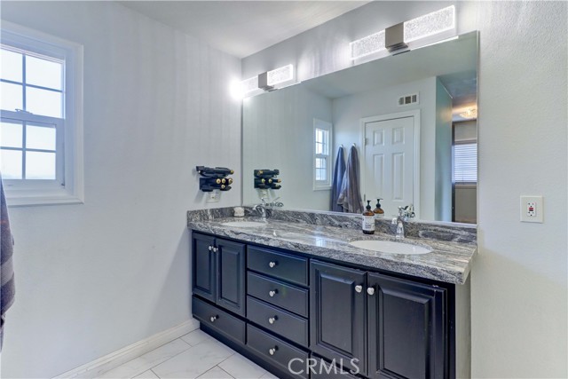 25701 Minoa Drive, Mission Viejo CA: https://media.crmls.org/medias/e40406cc-bf3f-42d6-a539-057b3d36aa96.jpg