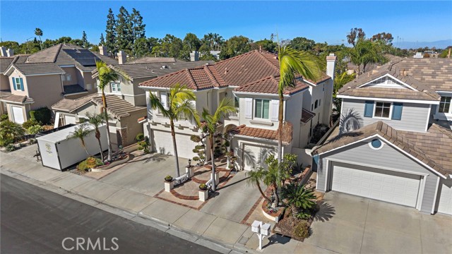 Detail Gallery Image 5 of 56 For 7135 Ashley Dr, Huntington Beach,  CA 92648 - 5 Beds | 3 Baths