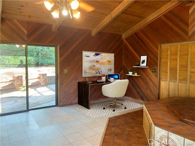 Detail Gallery Image 7 of 16 For 18683 Morgan Valley Rd, Lower Lake,  CA 95457 - 4 Beds | 3 Baths
