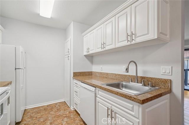 Detail Gallery Image 21 of 48 For 1265 Kendall #221,  San Bernardino,  CA 92407 - 2 Beds | 1 Baths