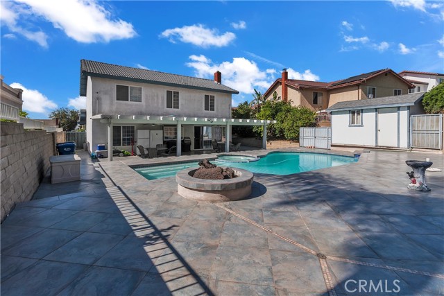 Detail Gallery Image 6 of 42 For 1010 W Yorktown Ave, Montebello,  CA 90640 - 4 Beds | 3 Baths