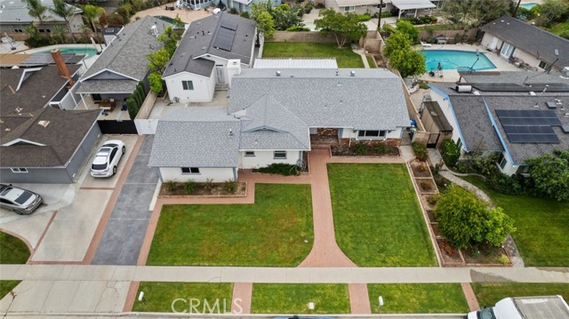 Detail Gallery Image 3 of 52 For 17148 Stare St, Northridge,  CA 91325 - 7 Beds | 5 Baths