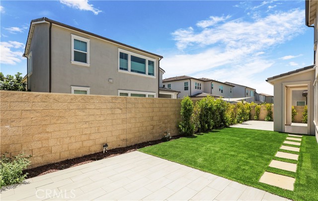 230 Holliston, Lake Forest CA: https://media.crmls.org/medias/e406d384-87aa-4d48-8dbe-ef00f5ac41f3.jpg
