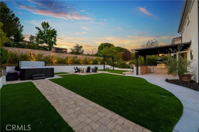 231 Knoll Ridge Road, Simi Valley CA: https://media.crmls.org/medias/e40759ce-5ff5-475e-a7df-2fda7b1f88fd.jpg