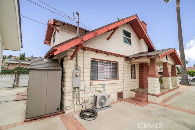 Detail Gallery Image 6 of 50 For 427 N Hicks Ave, East Los Angeles,  CA 90063 - 3 Beds | 2 Baths