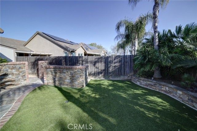 Detail Gallery Image 11 of 47 For 3350 Buckingham, Clovis,  CA 93619 - 4 Beds | 2/1 Baths