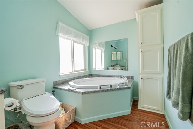 Detail Gallery Image 32 of 56 For 22241 Nisqually #74,  Apple Valley,  CA 92308 - 4 Beds | 2 Baths