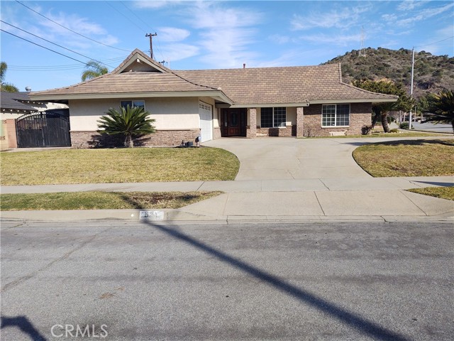 831 Essex St, Glendora, CA 91740