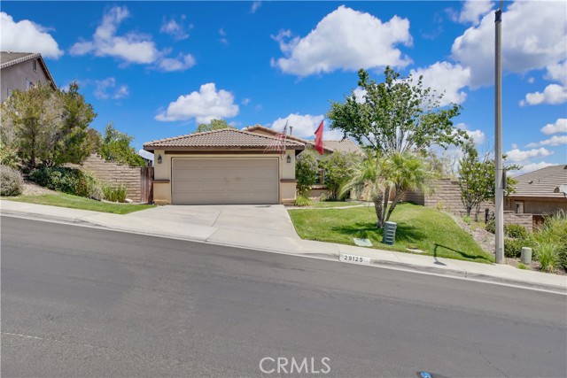 Detail Gallery Image 1 of 1 For 29125 Sunswept Dr, Lake Elsinore,  CA 92530 - 3 Beds | 2 Baths