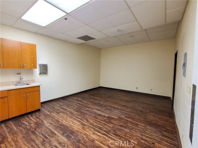 18523 Corwin Road, Apple Valley, California 92307, ,Commercial Lease,For Rent,18523 Corwin Road,CRHD25036061