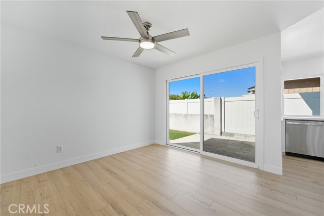 Detail Gallery Image 11 of 23 For 18061 Freshwater Cir, Huntington Beach,  CA 92648 - 3 Beds | 2 Baths