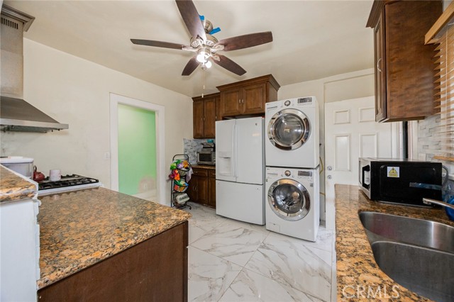 Detail Gallery Image 15 of 28 For 4019 S Van Ness Ave, Los Angeles,  CA 90062 - – Beds | – Baths