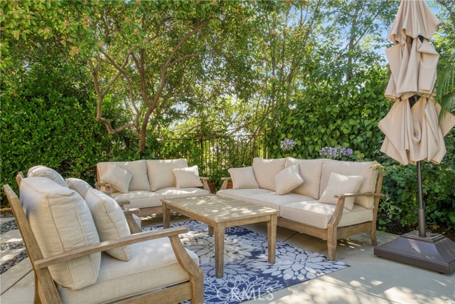 2292 Hillsbury Road, Westlake Village CA: https://media.crmls.org/medias/e40bff5c-02d9-4604-907e-fa2f288d8936.jpg