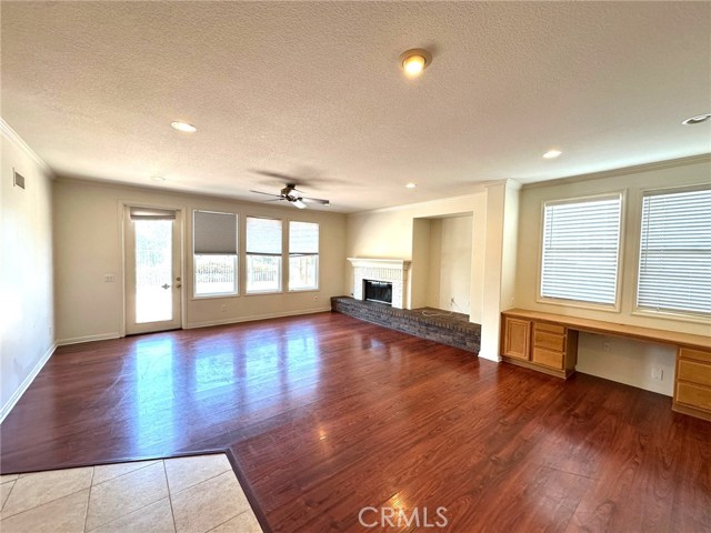 8247 E Marblehead Way, Anaheim CA: https://media.crmls.org/medias/e40c625e-370b-47a7-830c-bbd583c01dde.jpg