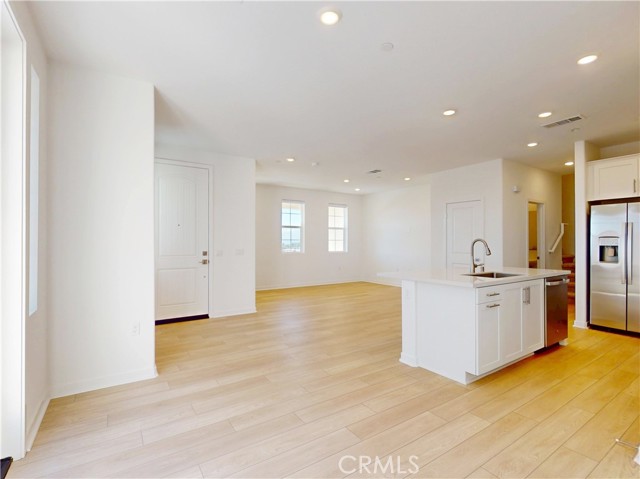 Detail Gallery Image 6 of 33 For 8421 Gabrielino Ct, Rancho Cucamonga,  CA 91730 - 3 Beds | 2/1 Baths