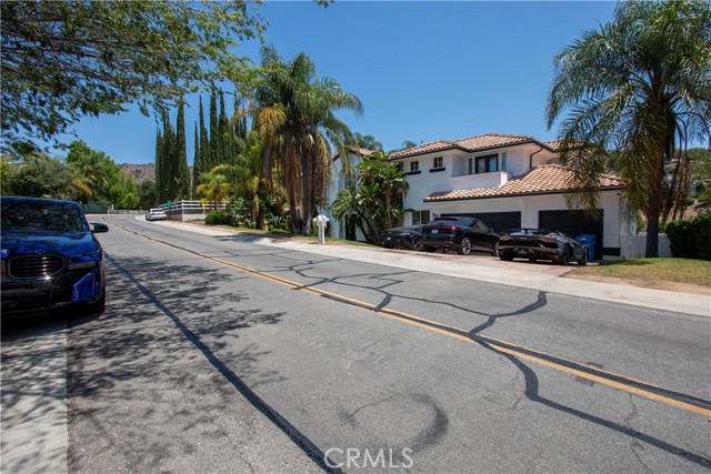 70 Dapplegray Road, Bell Canyon CA: https://media.crmls.org/medias/e40d9c34-f771-4c41-98c0-a9cec6e8f3e9.jpg