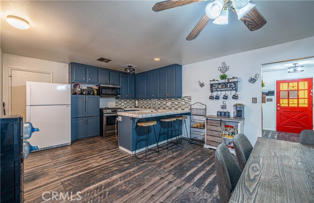 Detail Gallery Image 2 of 44 For 27297 Ida Ln, Hemet,  CA 92544 - 3 Beds | 2 Baths